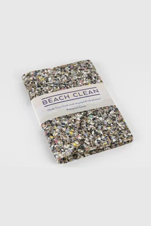 LIGA Beach Clean Passport Cover