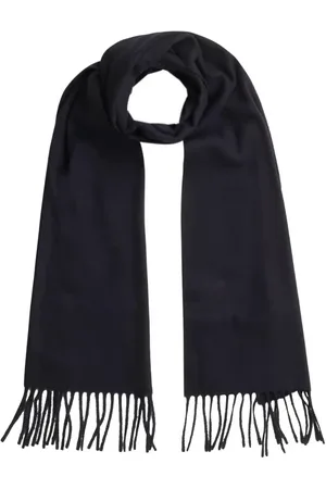 Mads Norgaard Prato Andrew Scarf