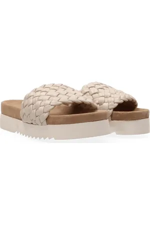 Maruti Billy Flip Flops - 40 / Off White