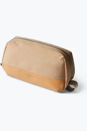 Bellroy Desert Dopp Kit Premium