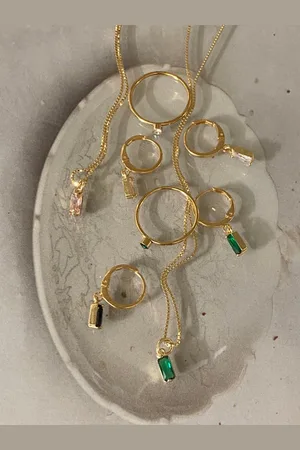 ELLEN Pendant Necklace