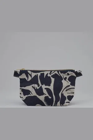 Blästa Henriët Creatures Printed Linen Wash Bag
