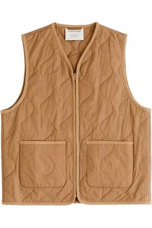 A KIND OF GUISE Mocca Mousse Bogdan Quilted Vest - M