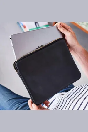 VIDA VIDA Leather Travel Wallet And Ipad Case