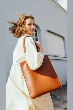 BEEN London East Tote Acacia By