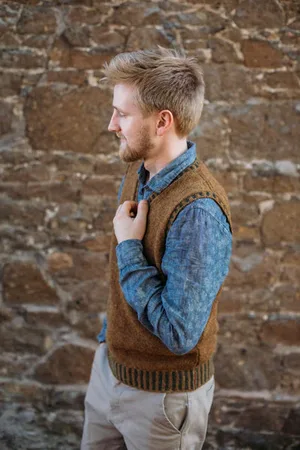 ERIBE Bruar Vest - Brambling - Medium