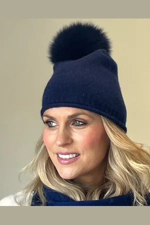 Arkell & Wills Beanie W Faux Fur Pom Pom