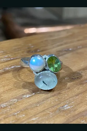 Silver Siren Prehnite, Peridot & Ring - Size 7