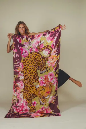 Pink Powder Climbing Leopard Printed Scarf