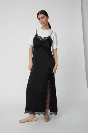 Stella Nova Delicate Lace Dress - 34