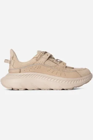 UGG ® CA805 V2 Nubuck Trainer in Brown, Leather/Polyester/Cotton
