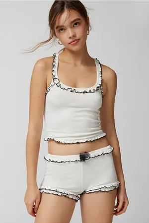 https://images.fashiola.co.uk/product-list/300x450/urbanoutfitters/793959778/sweet-dreams-ruffle-shorts-s-at-urban-outfitters.webp