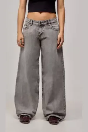 Motel Washed Denim Low-Rise Roomy Jeans