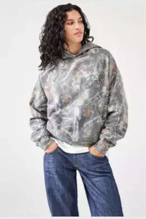 BDG Camo Raglan Hoodie