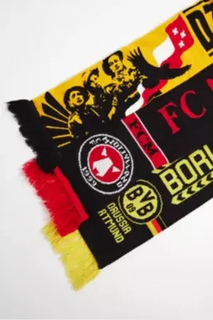 Urban Vintage Football Scarf