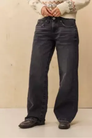 BDG Kayla Lowrider Jeans