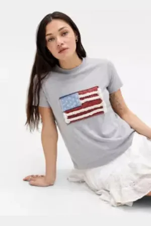 Daisy Street Appliqué Flag T-shirt
