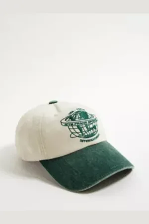 iets frans... Iets frans. Globe Embroidered Cap