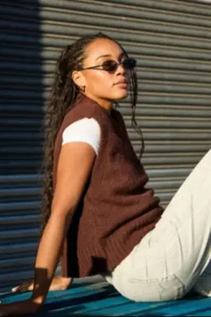 Urban Outfitters UO Gwyn Metal Oval Sunglasses