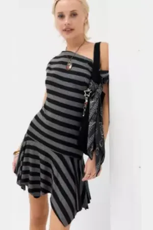 Silence + Noise Myla Off The Shoulder Mini Dress