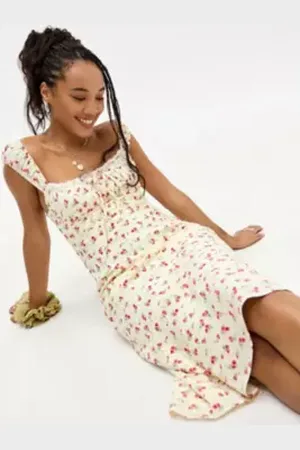 Kiss The Sky UO Exclusive Ditsy Floral Midi Dress XS at Urban Outfitters