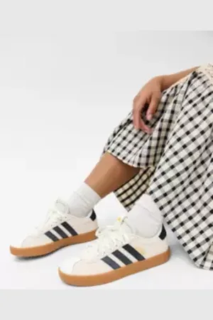 adidas VL Court 3.0 Trainers