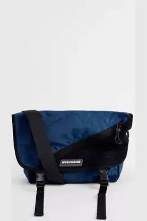 iets frans... Iets frans. Sport Messenger Bag
