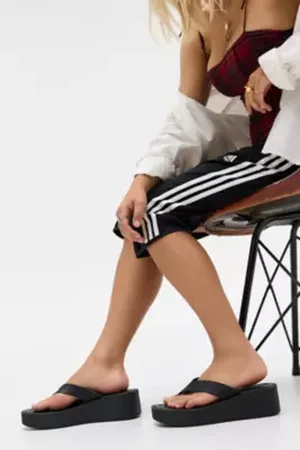Urban Outfitters UO Leather Toe Post Sandals