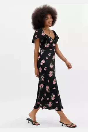 Love Triangle Flutter Sleeve Maxi Dress