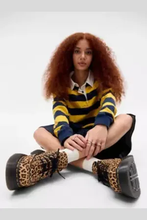 Dr. Martens Buzz 5-Eye Leopard Shoes