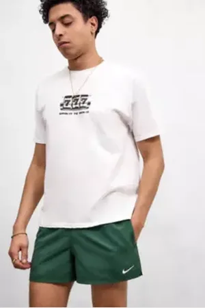 Nike UO Exclusive Fir 3" Swim Shorts