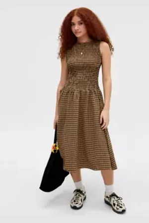 Daisy Street Drop Waist Shirred Dress