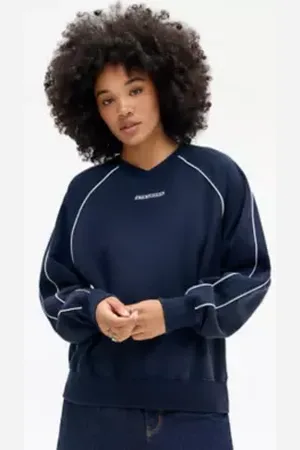 iets frans... Iets frans. V-Neck Sweatshirt