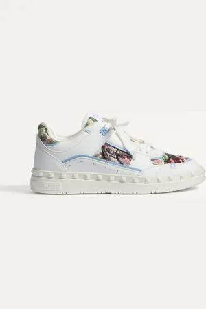 VALENTINO GARAVANI LOW TOP FREEDOTS TRAINER IN CALFSKIN AND FABRIC Man 39