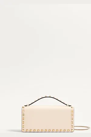 VALENTINO GARAVANI ROCKSTUD WALLET WITH CHAIN IN GRAINY CALFSKIN Woman UNI