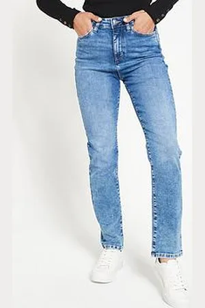 Everyday Basic Authentic Wash Straight Leg Jean With Stretch - Midi Wash