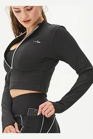 Pour Moi Energy Long Sleeve Half Zip Cropped Top