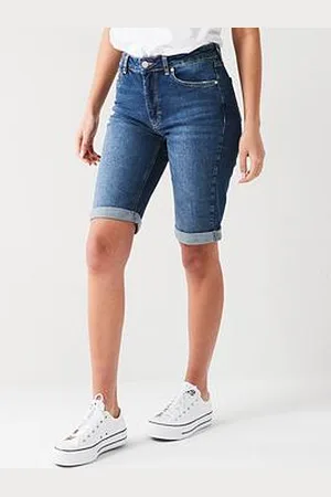 Very Taylor Boyfriend Denim Shorts