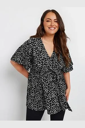 Yours Curve Wrap Texture Top
