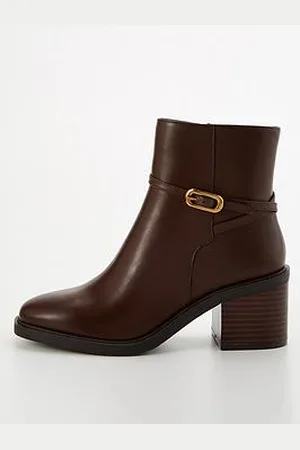 Very Wide Fit Block Heel Ankle Boot With Zip