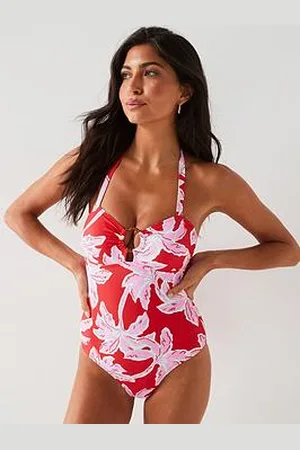 Everyday Basic Shape Enhancing O Ring Halter Swimsuit