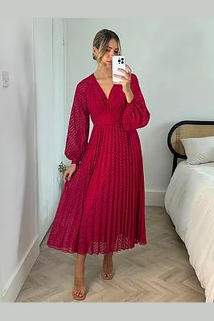 Style Cheat Long Sleeve V Neck Midi Dress