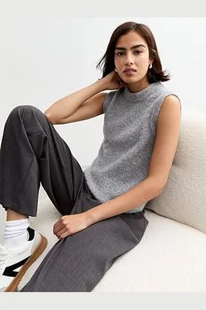 New Look BouclÉ Knit Sweater Vest