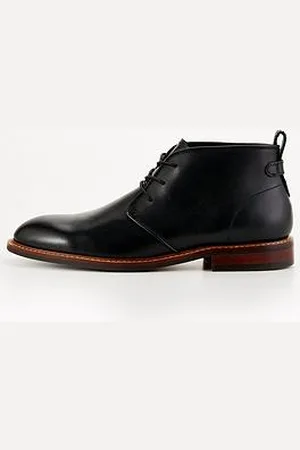 Very Man Leather Chukka Boot