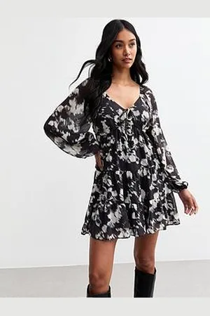 New Look Blur Floral Chiffon Smock Mini Dress - Black