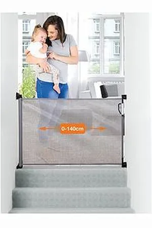 Dream Baby Retractable Relocatable Gate (Fits Gaps 0-140Cm) - Grey/Mesh
