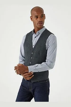 Skopes Newsam Tailored Fit Waistcoat