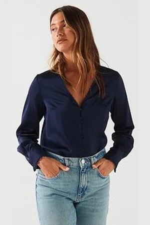 Very Lace Trim Vneck Blouse