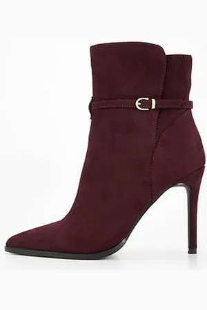 Very Point Toe Heeled Ankle Boot With Buckle Trim - Burgundy