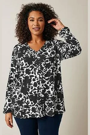 Evans Stud Jersey Top